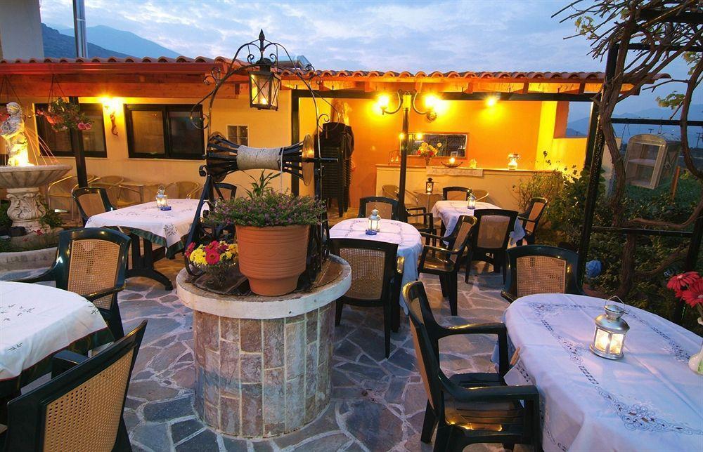 Kelari Studios Amfissa Restoran gambar